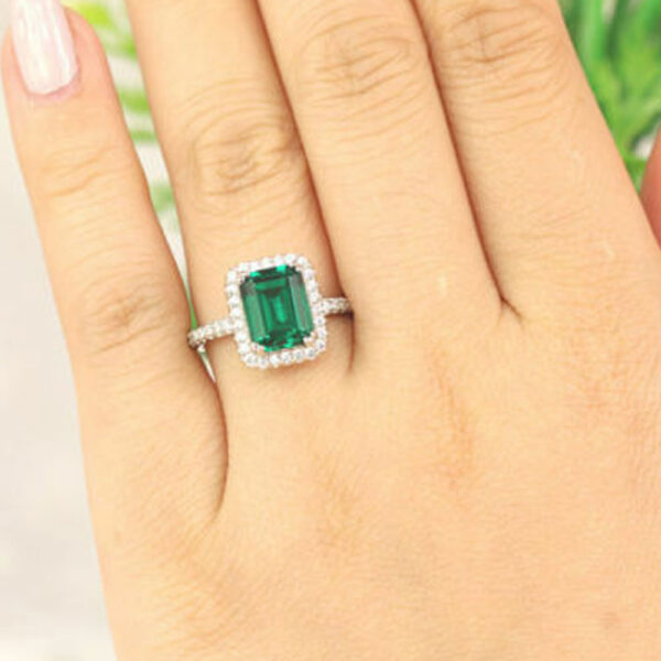 Emerald Green Wedding Ring